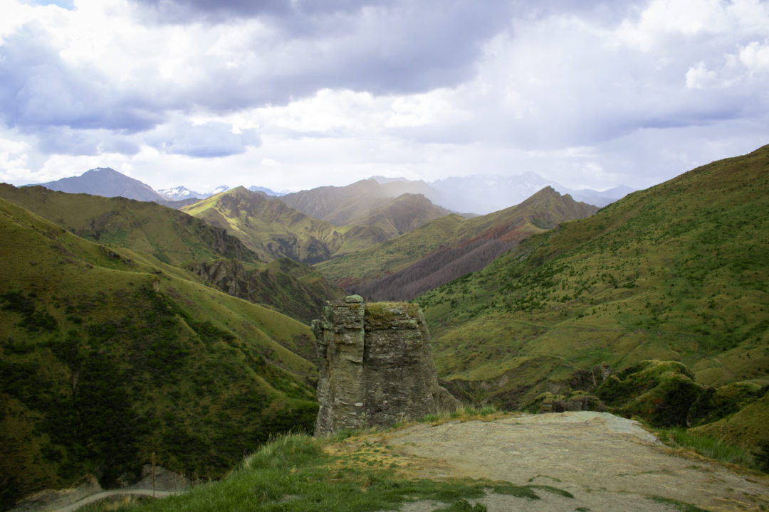 Visit New Zealand: Lighthouse Rock and Skippers Canyon Gorge in New Zealand