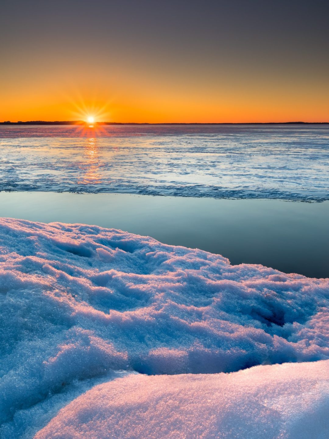Last Minute US Travel Destinations for the Holidays: icy Madison, Wisconsin at the start of a winter morning sunrise