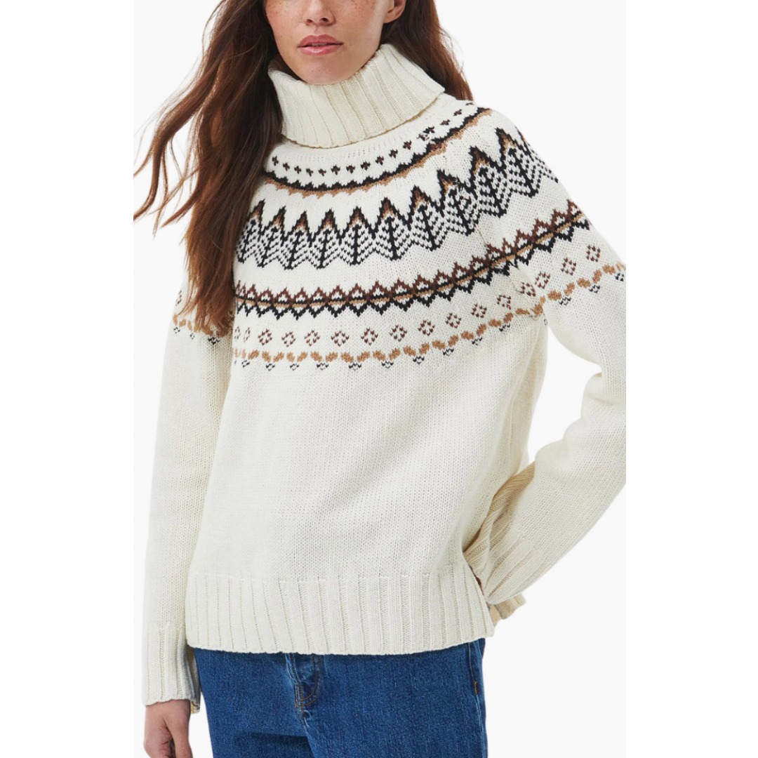 What To Wear In Peru: Warm Sweaters and Tops