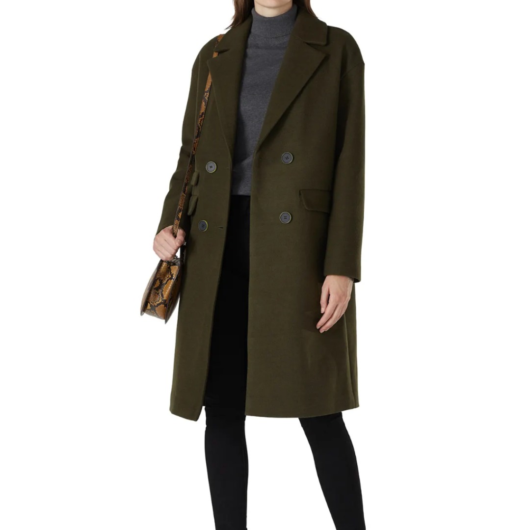 What To Wear in Mendocino: Warm Peacoat
