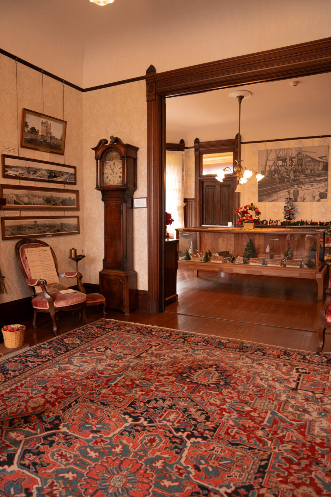 The living room inside the Guest House Museum in Fort Bragg, California