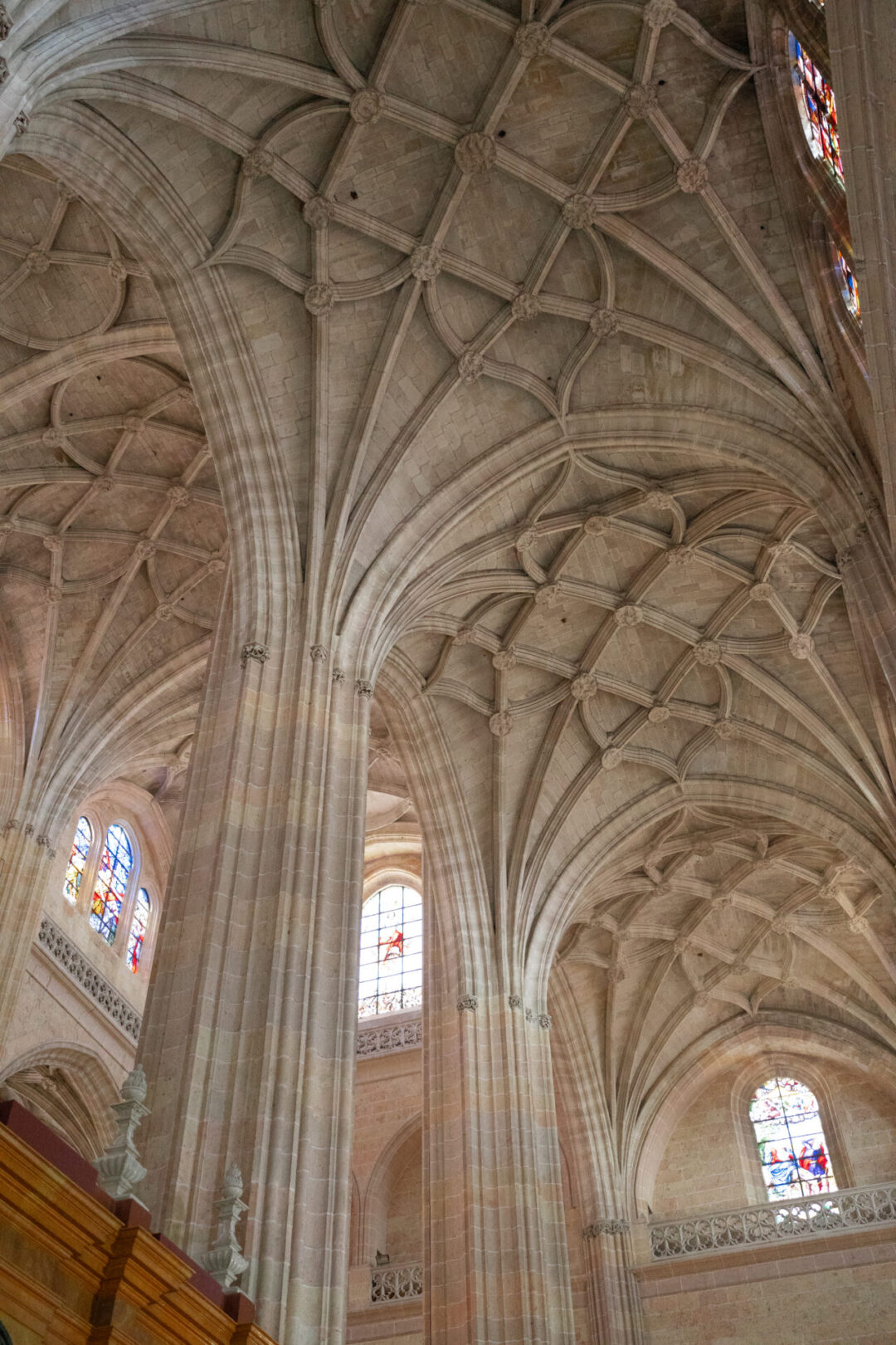 The tall ceilings inside the nave at the Segovia Cathedral in Spain