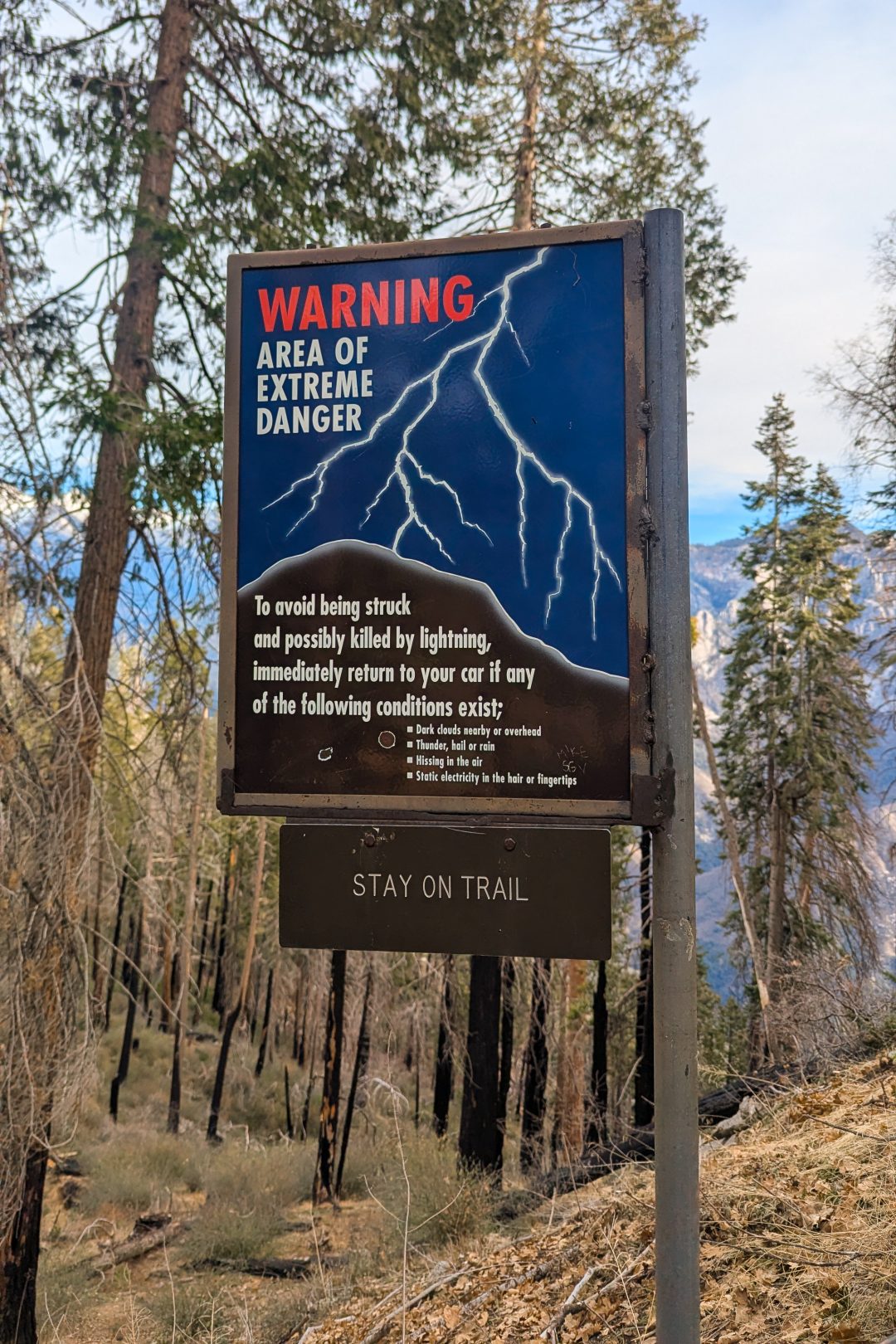 A safety warning sign at the trailhead for Moro Rock in Sequoia National Park