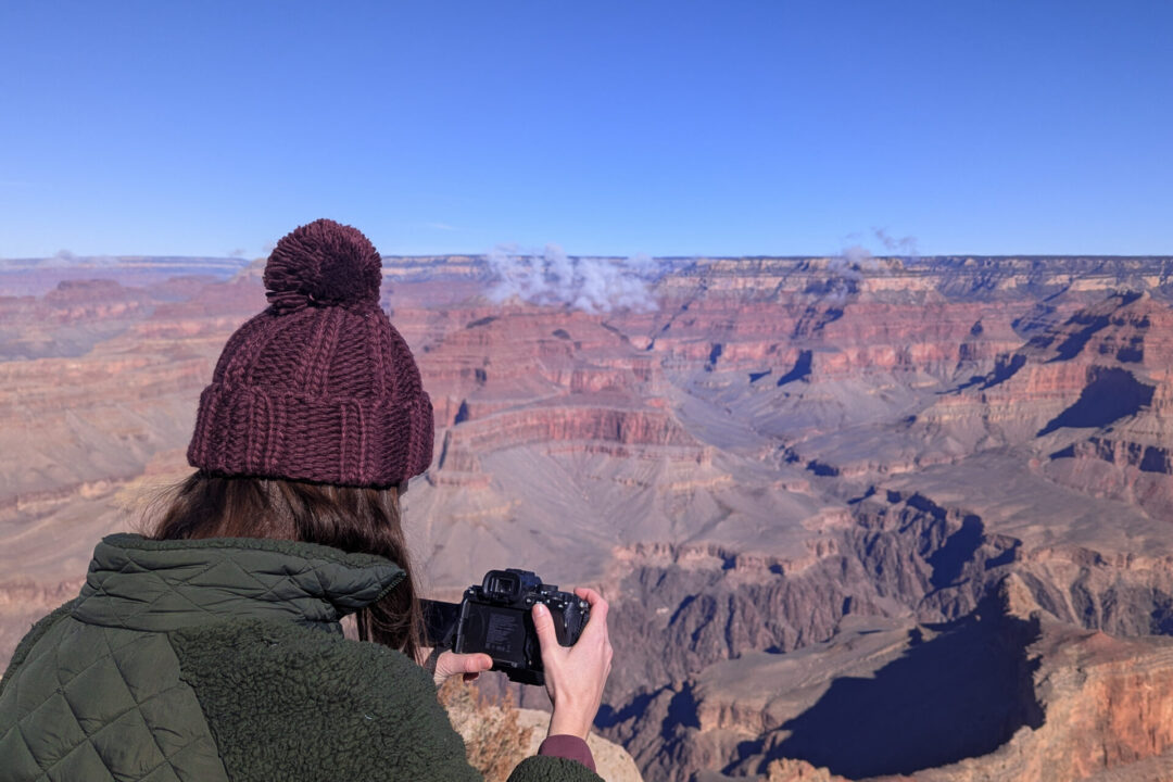 Travel Blogger Jordan Gassner taking in the view at Hopi Point in the Grand Canyon